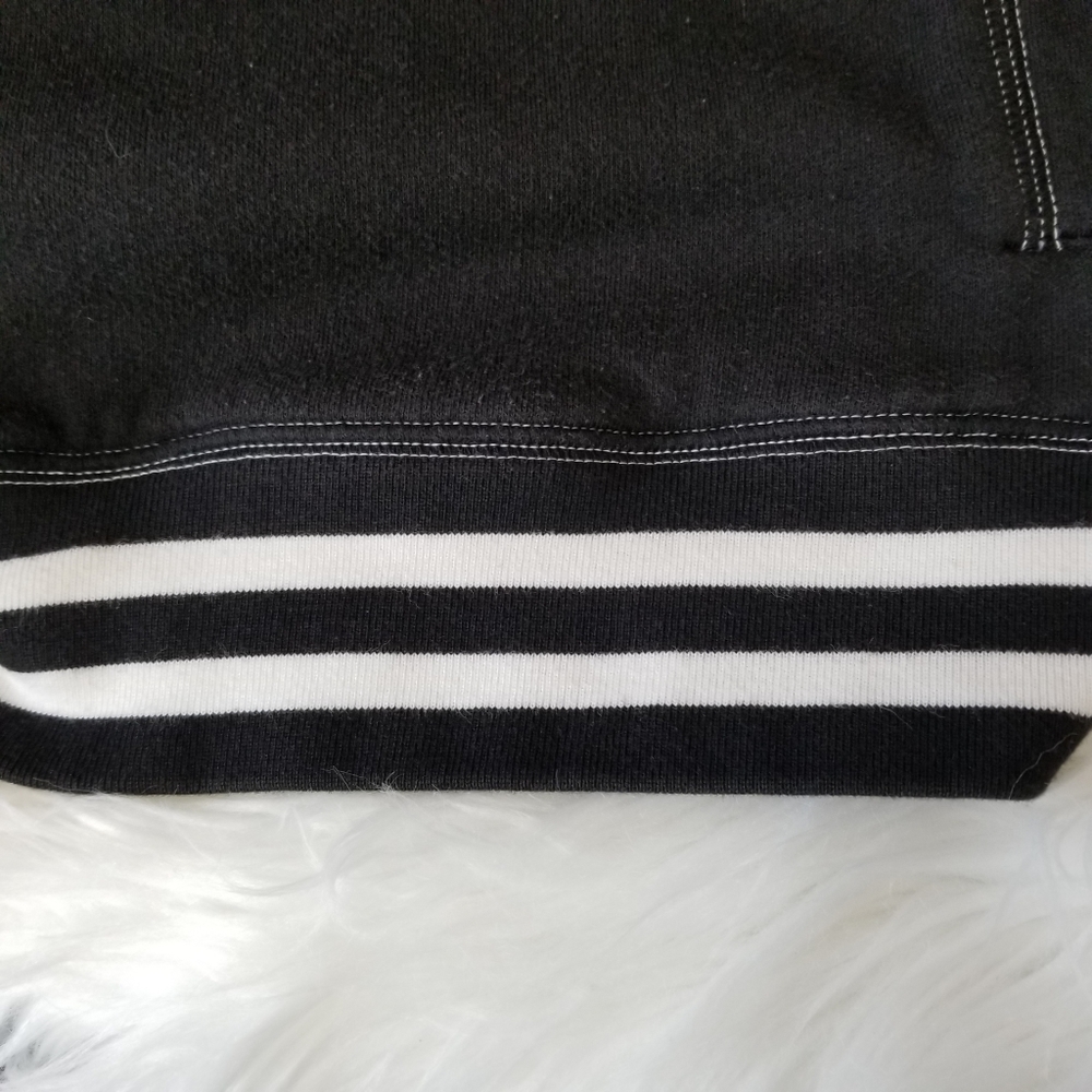 VS PINK 1/4 Zip Black Pullover Sweatshirt Small - Picture 8 of 8
